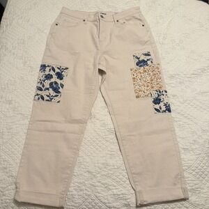 Sonoma NWT Jeans Women Size 12 Beige Denim Light Wash Floral Boyfriend Mid Rise
